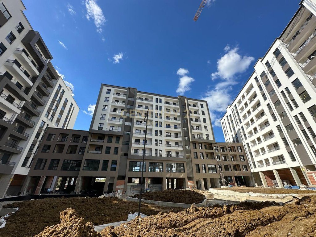 APARTAMENT 2+1+2 PER SHITJE NE KINOSTUDIO !