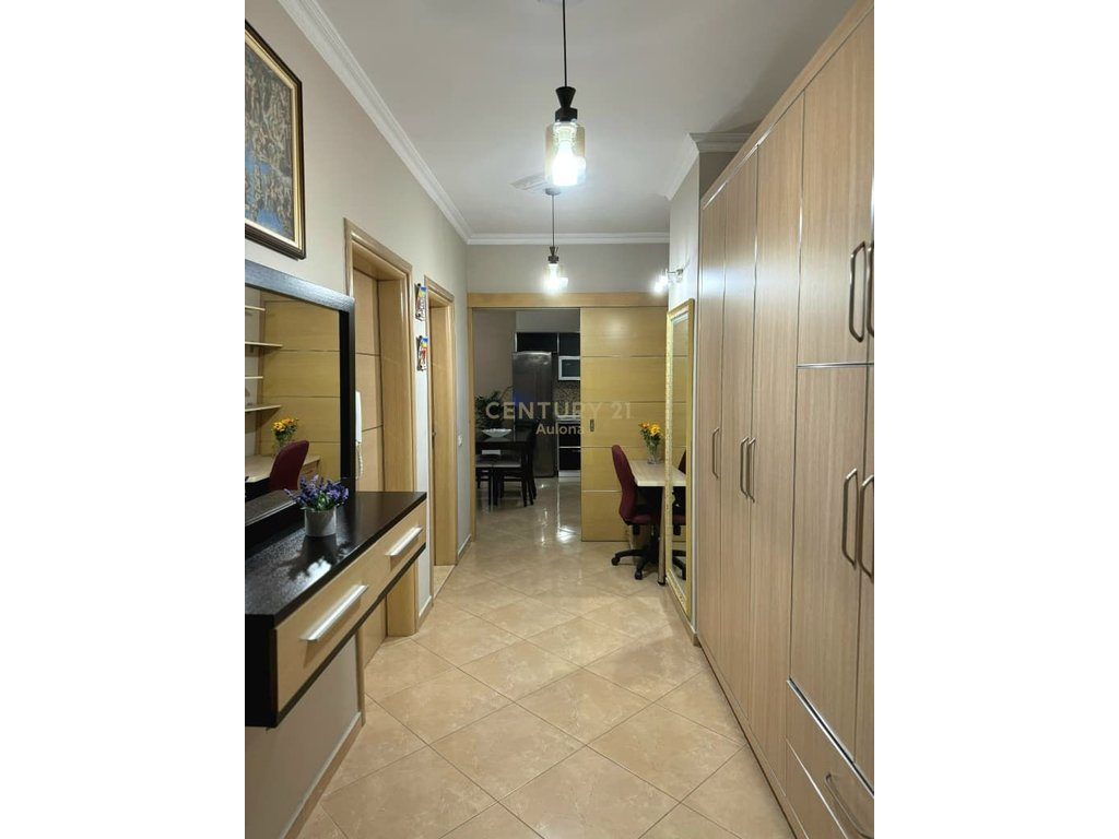 Apartament 1+1 në shitje pranë Rrugës së Cipajve, Vlorë
