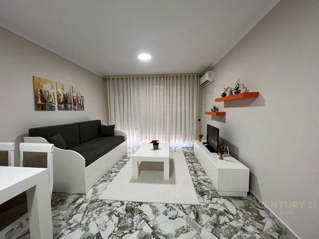 Shitet apartament 1+1 në Shëngjin – shumë pranë detit 🌊