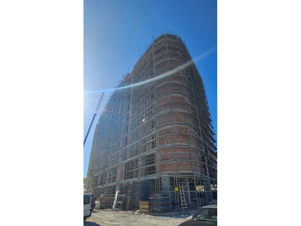 Apartament 1+1 për shitje (mundesi konvertimi ne 2+1) – Ali Demi, Tiranë!!! 143,800 euro