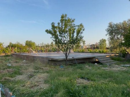 Tokë per shitje 7,500 m² buzë Autostradës në Laç – Perfekte për Showroom & Kapanone