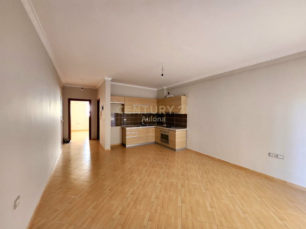 Apartament 1+1 në Shitje përballë Kalasë, Uji i Ftohtë