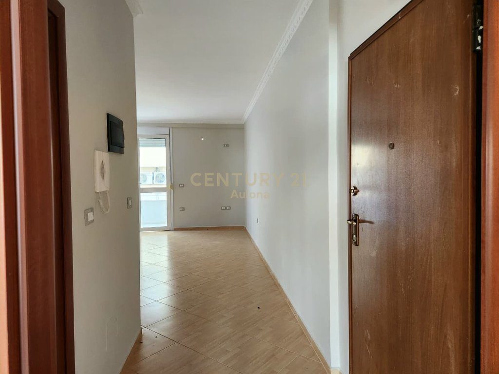 Apartament 1+1 në Shitje përballë Kalasë, Uji i Ftohtë