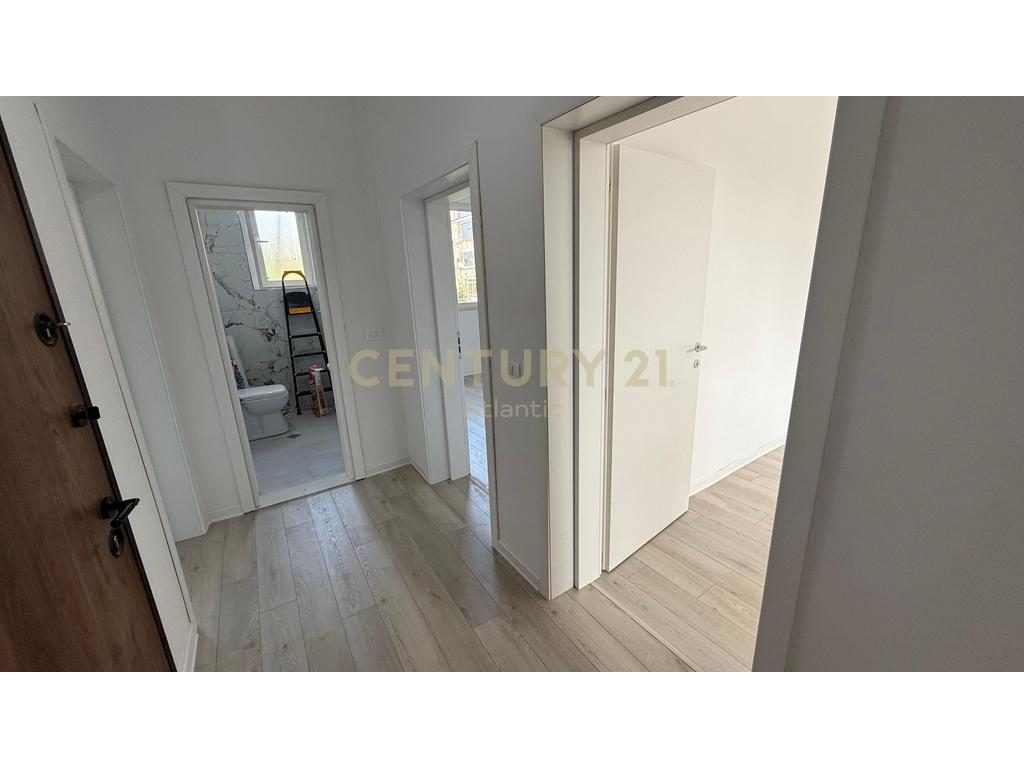 Apartament 2+1 në shitje në Çezma e ferrës, Durrës - 82,000€ | 70 m²