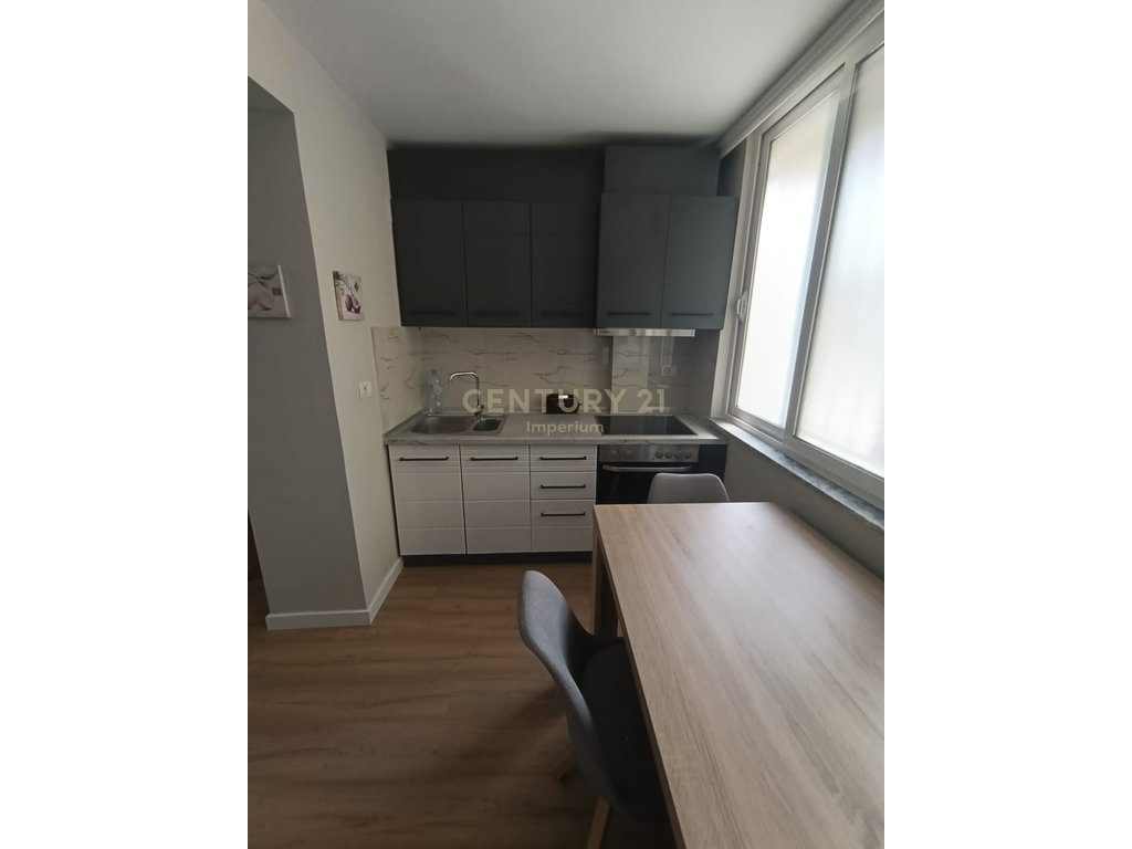Apartament 2+1 me qera- Ish Bllok!