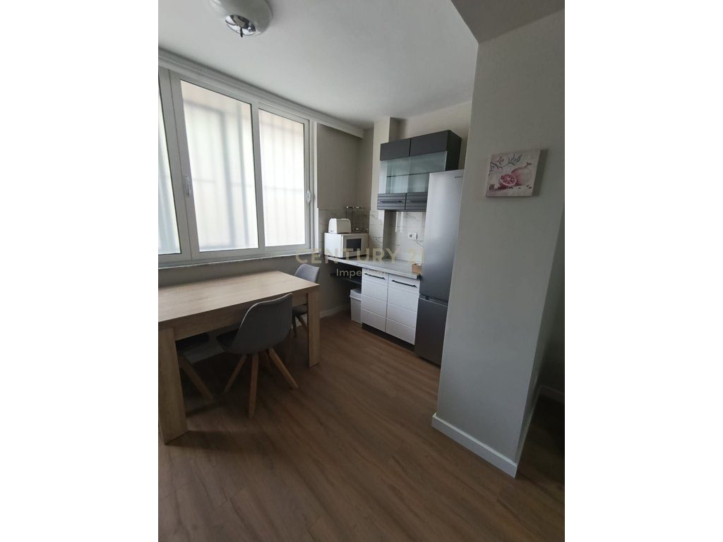 Apartament 2+1 me qera- Ish Bllok!
