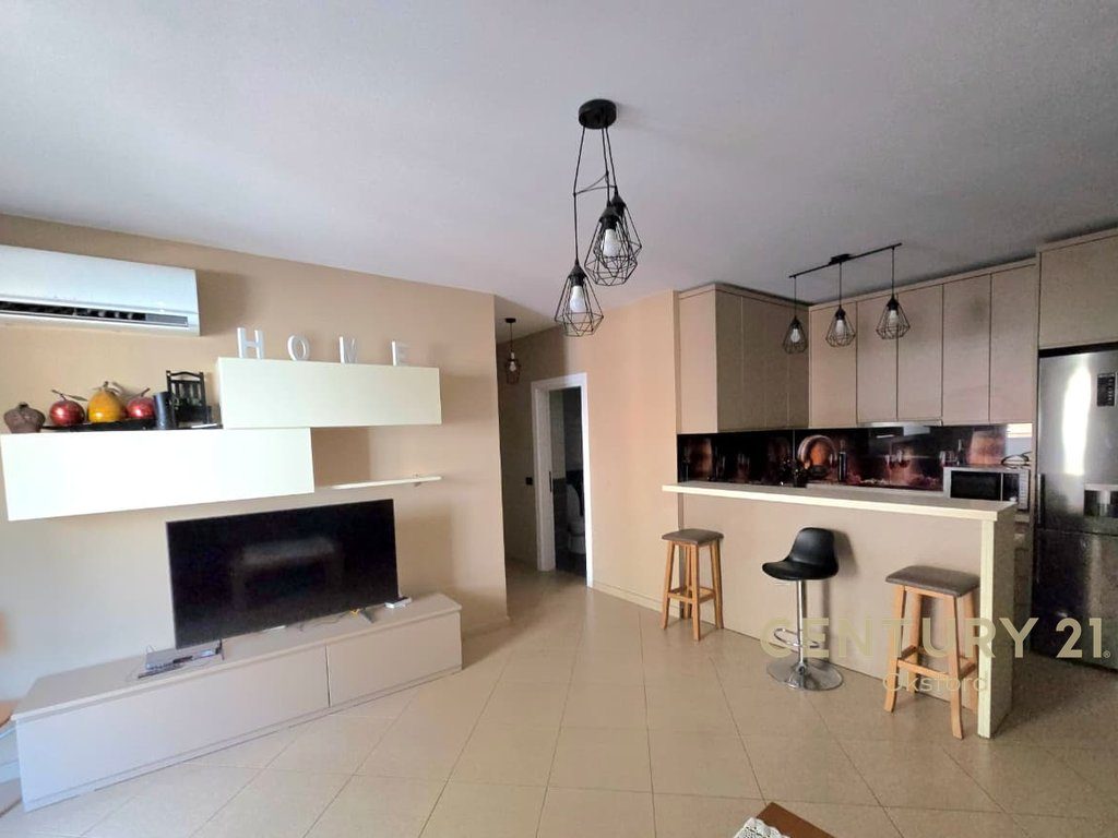 SHESIM DY APARTAMENTE 2+1+2 dhe 1+1 NE SHENGJIN 100 METRA LARG DETIT !
