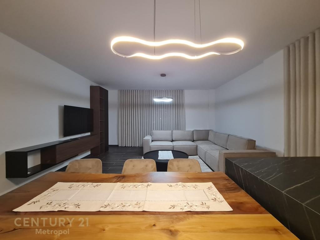 OFROJ PER QIRA APARTAMENT 2+1+2 me Post Parkimi, REZIDENCA SOFIA HILL-TEG!