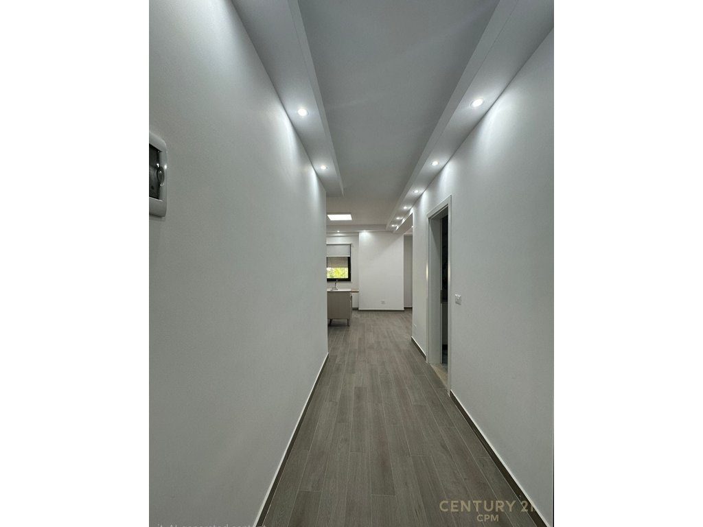 Shitet Apartament 1+1 – Pranë Shkollës së Baletit