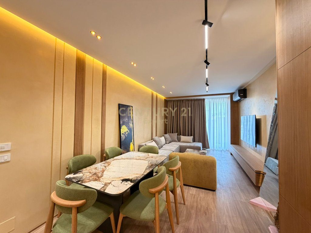 Apartament 2+1+2+PP për Qira tek Golden Tower Rruga Mine Peza, Tiranë
