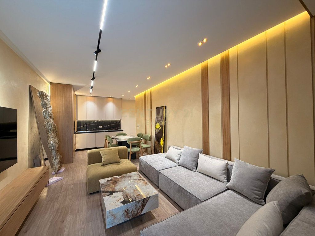 Apartament 2+1+2+PP për Qira tek Golden Tower Rruga Mine Peza, Tiranë