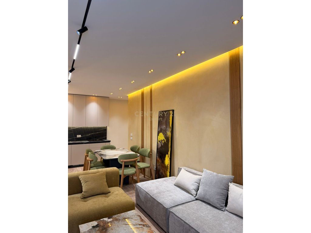 Apartament 2+1+2+PP për Qira tek Golden Tower Rruga Mine Peza, Tiranë