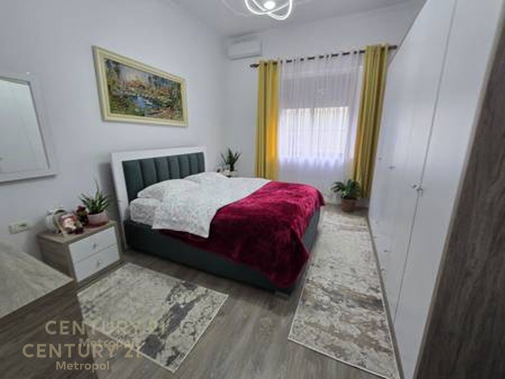 Japim me qira apartament 2+1 në Sauk, pranë Akademisë së Policisë