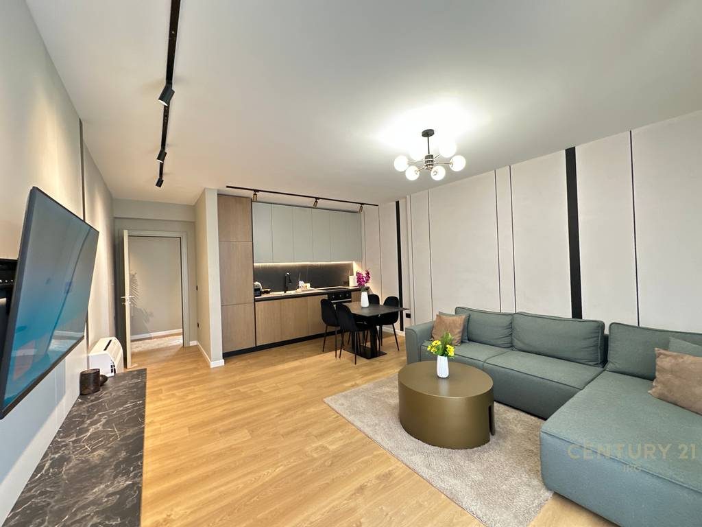 Shitet apartament modern 1+1 ne zonen e plazhit, Durres!