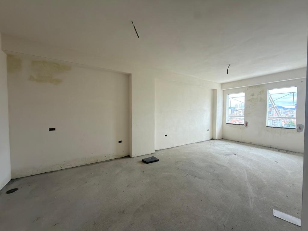 Paskuqan, shesim apartament 1+1 në pozicion strategjik