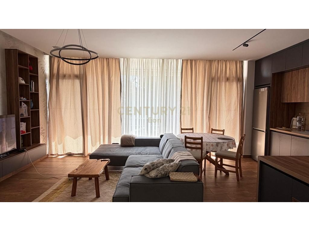 SHITET APARTAMENT 2+1+2 ME PAMJE DETI, VILA E ZOGUT DURRES !