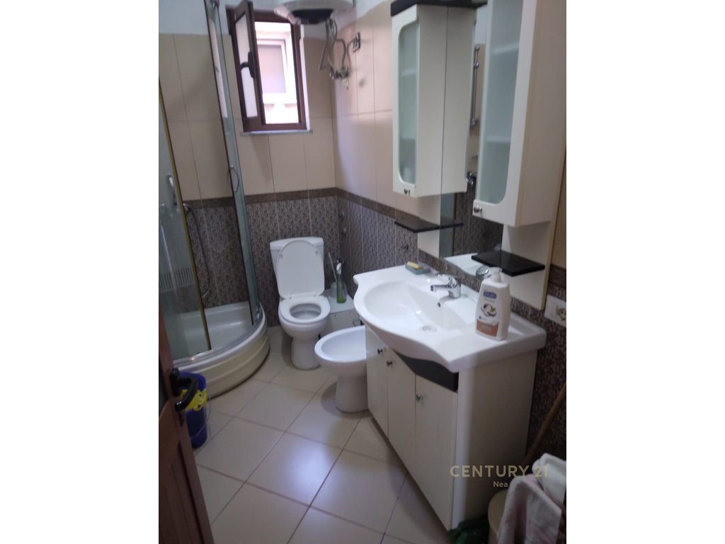 Jepet apartament 2+1 me qera