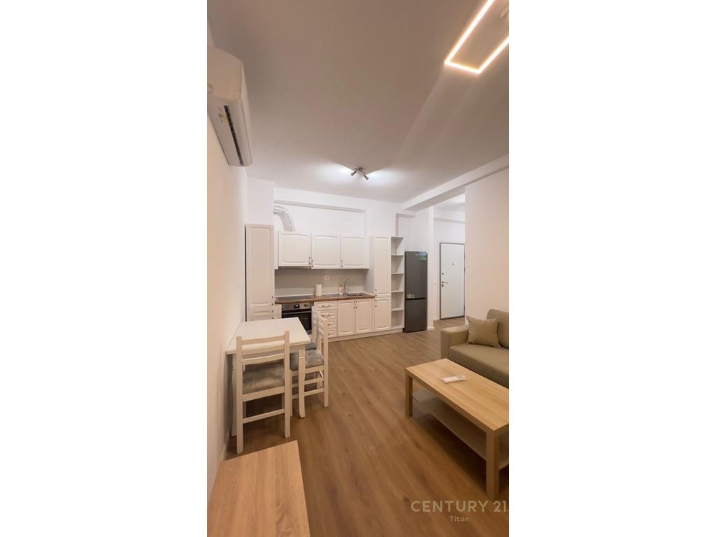 Jepet me qira apartament 1+1  te Kompleksi Mangalem ne Ali Demi