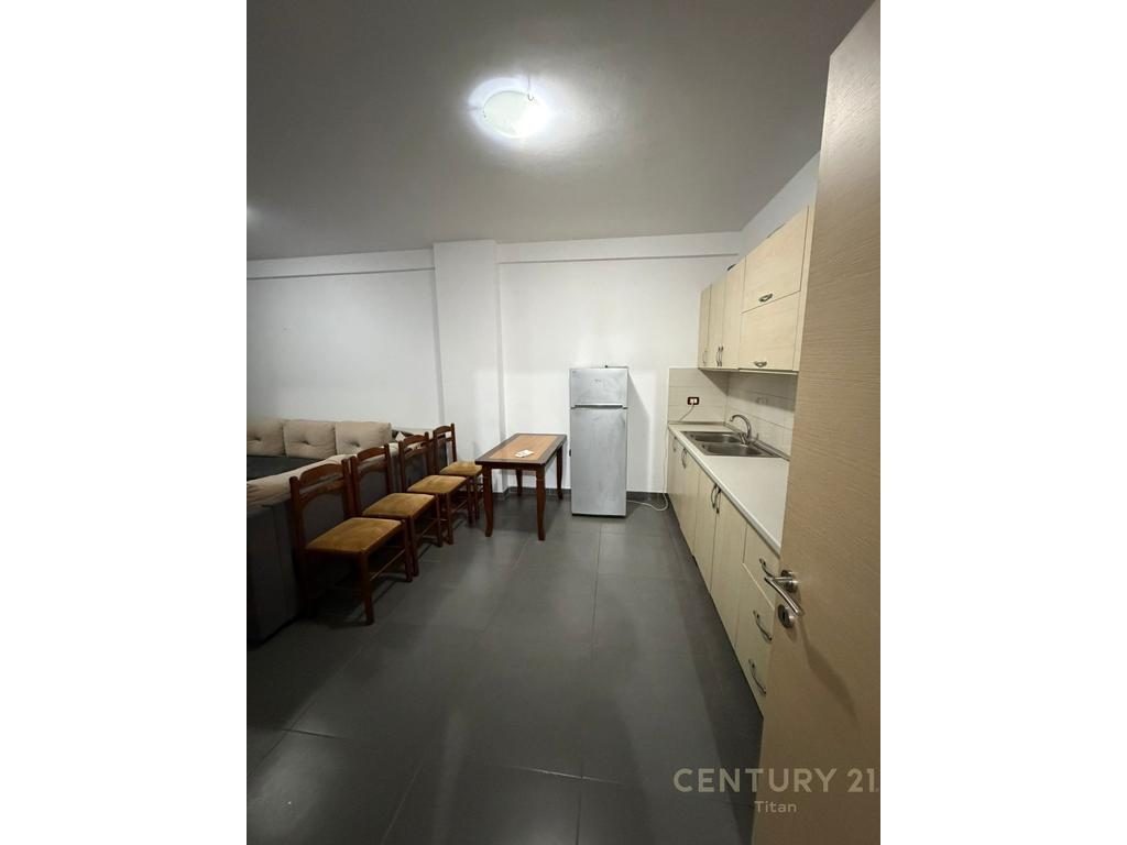 Apartament 2+1 per qira ne Yzberish
