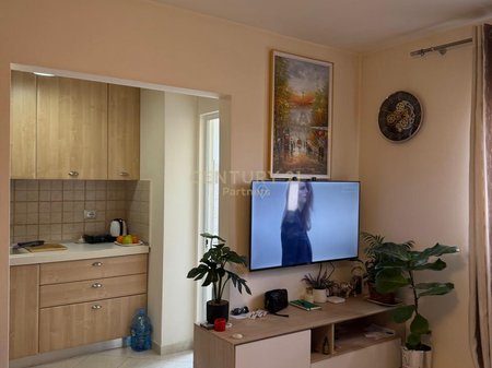 SHITET APARTAMENT 1+1 TEK TIRANA TOWER NE PORCELAN!
