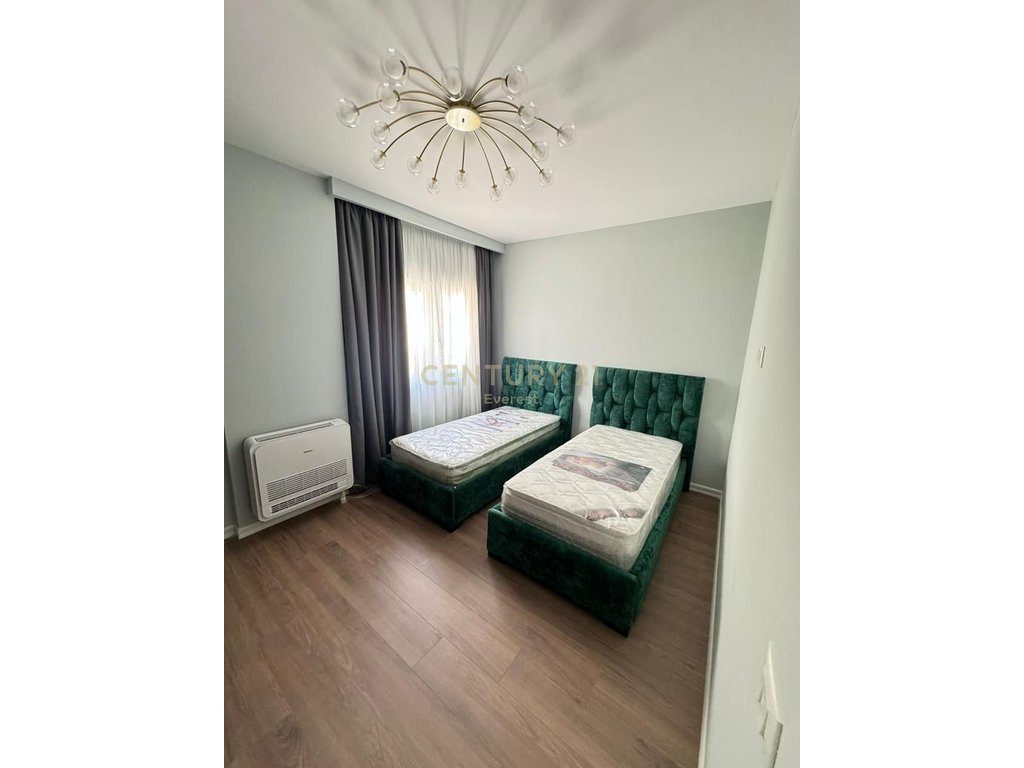 RESIDENCA LAKE LAND, JAPIM ME QIRA APARTAMENT 2+1+POST PARKIMI