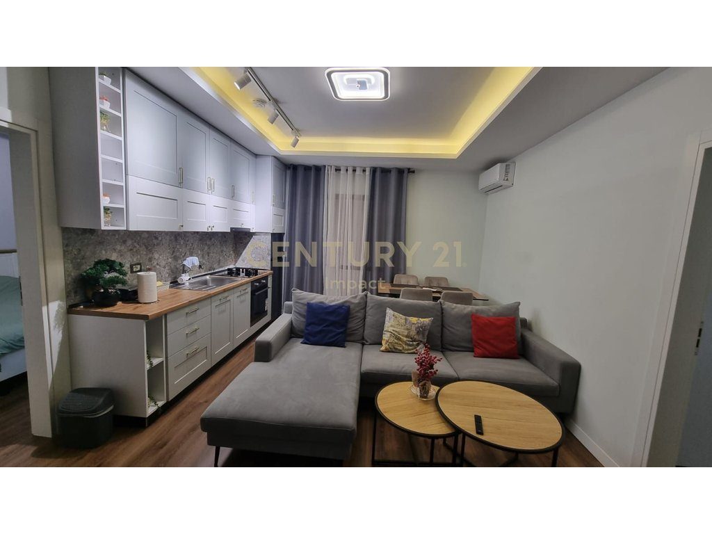 Apartament 2+1 Me Qira në Rrugen e Dibres, Tiranë - 900€,ME POST PARKIMI !