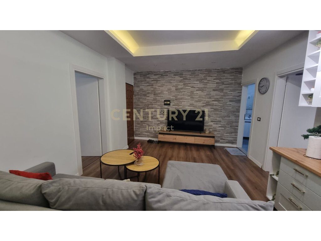 Apartament 2+1 Me Qira në Rrugen e Dibres, Tiranë - 900€,ME POST PARKIMI !