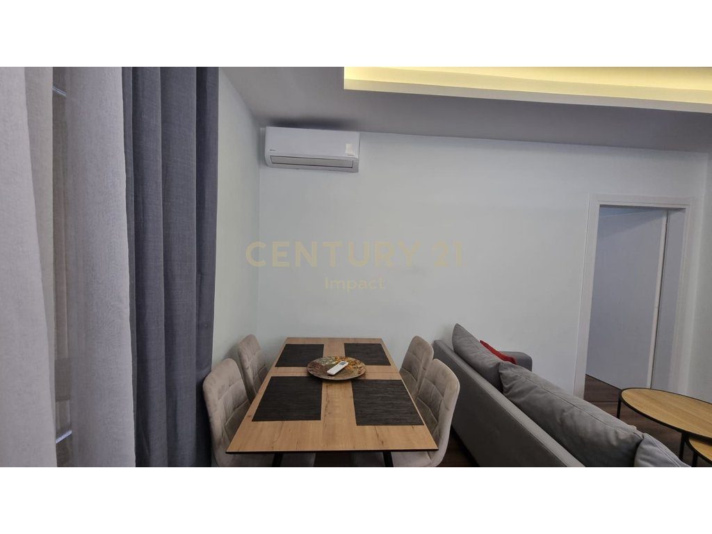 Apartament 2+1 Me Qira në Rrugen e Dibres, Tiranë - 900€,ME POST PARKIMI !
