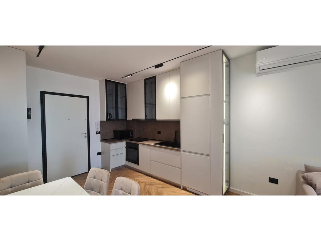 APARTAMENT 1+1 ME PAMJE NGA DETI NE GOLEM!