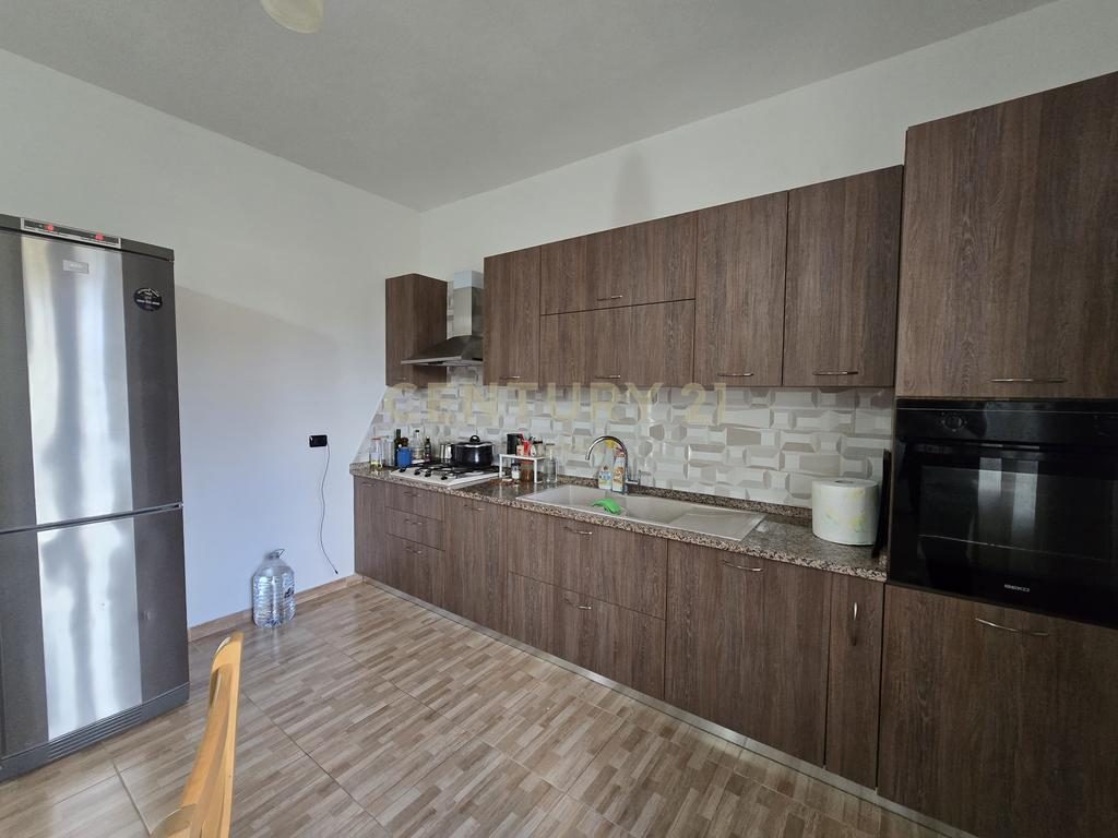 Shtëpi private 2-kateshe me qira në Hardhiat e Egra , Shkodër  | 300 m²