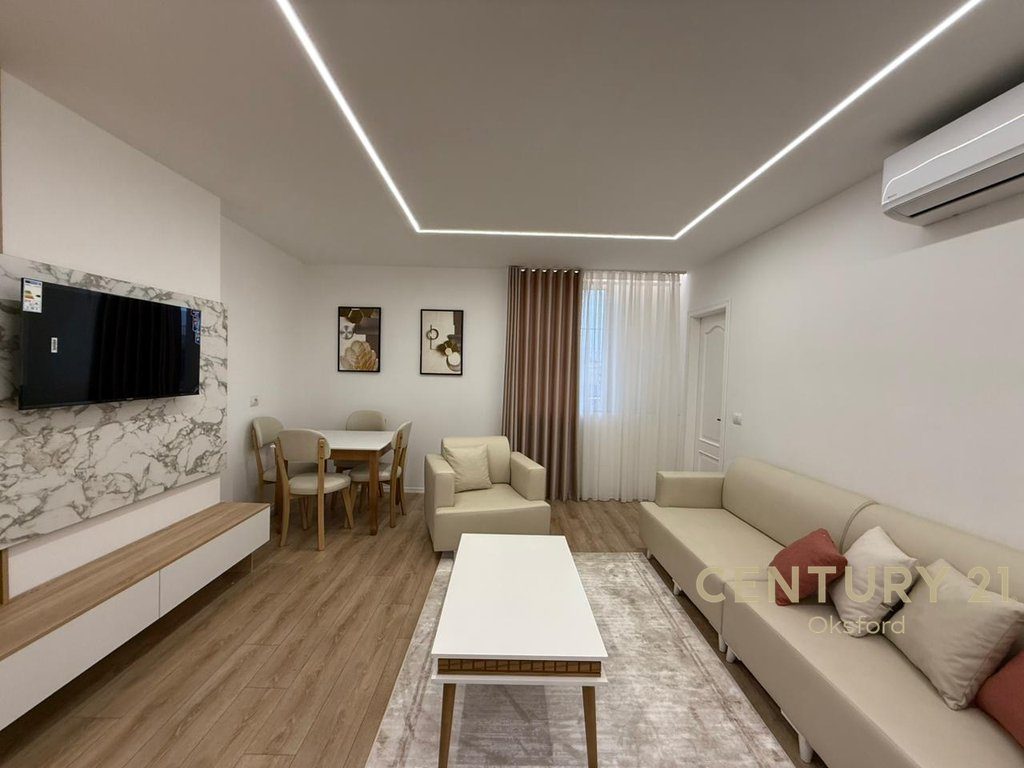 Shitet Apartament 1+1 i Arreduar pranë Qendrës së Tiranës – Rruga Fortuzi !