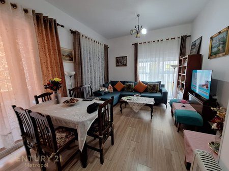 Apartament 2+1 Për Shitje te Burgu i Grave, Ali Demi!