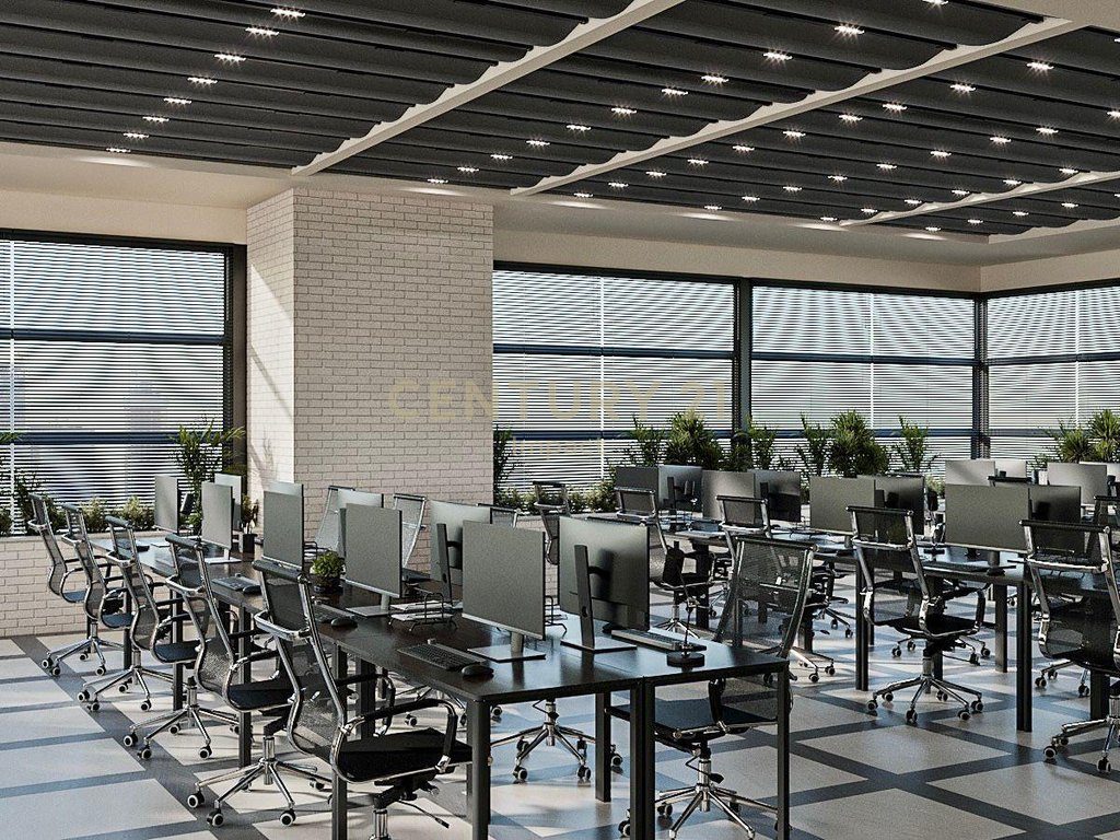 Ambient Modern Open-Space 1000 m² në Katin e Fundit  me pishine dhe me Pamje Spektakolare!!!!