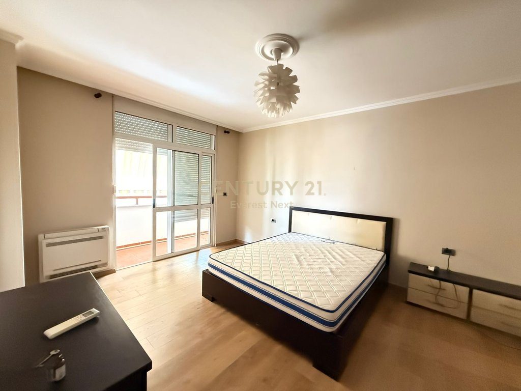 ULET CMIMI!!!!!!SHITET APARTAMENT 3+1+2 TEK ISH EKSPOZITA ‼️