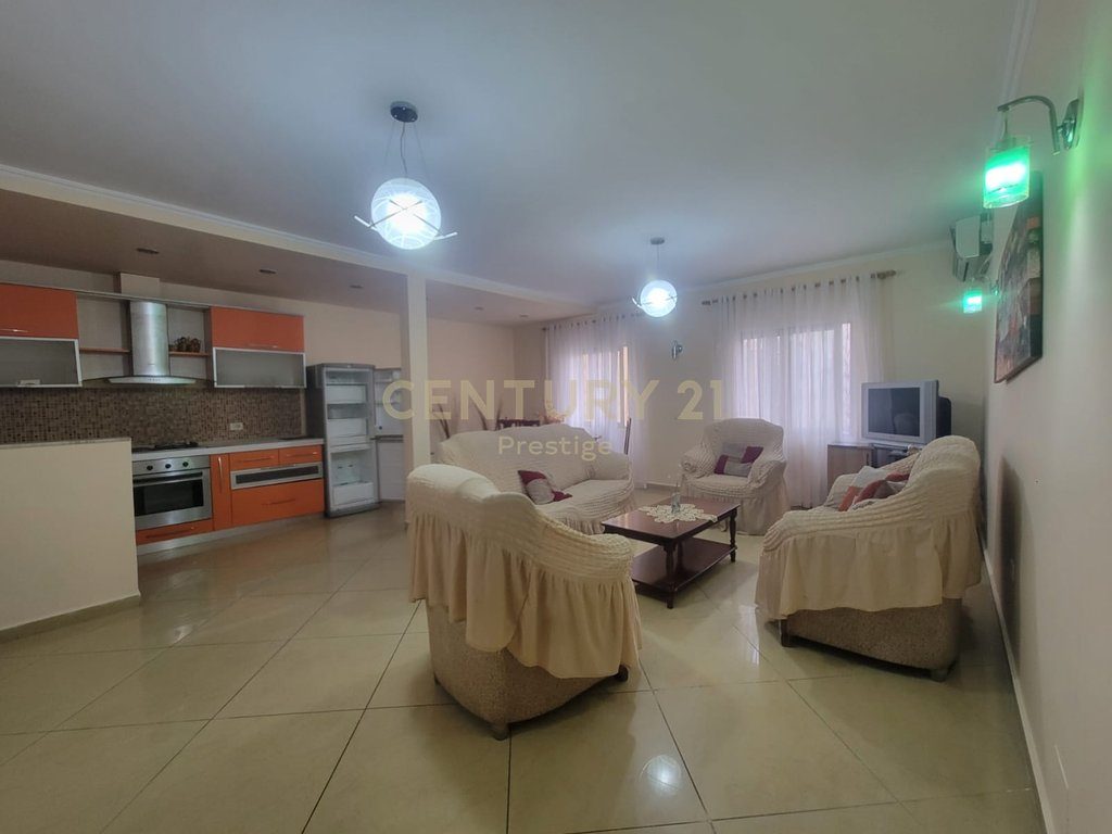 APARTAMENT 3+1+2 ME QIRA TEK PETRO NINI, TIRANE!