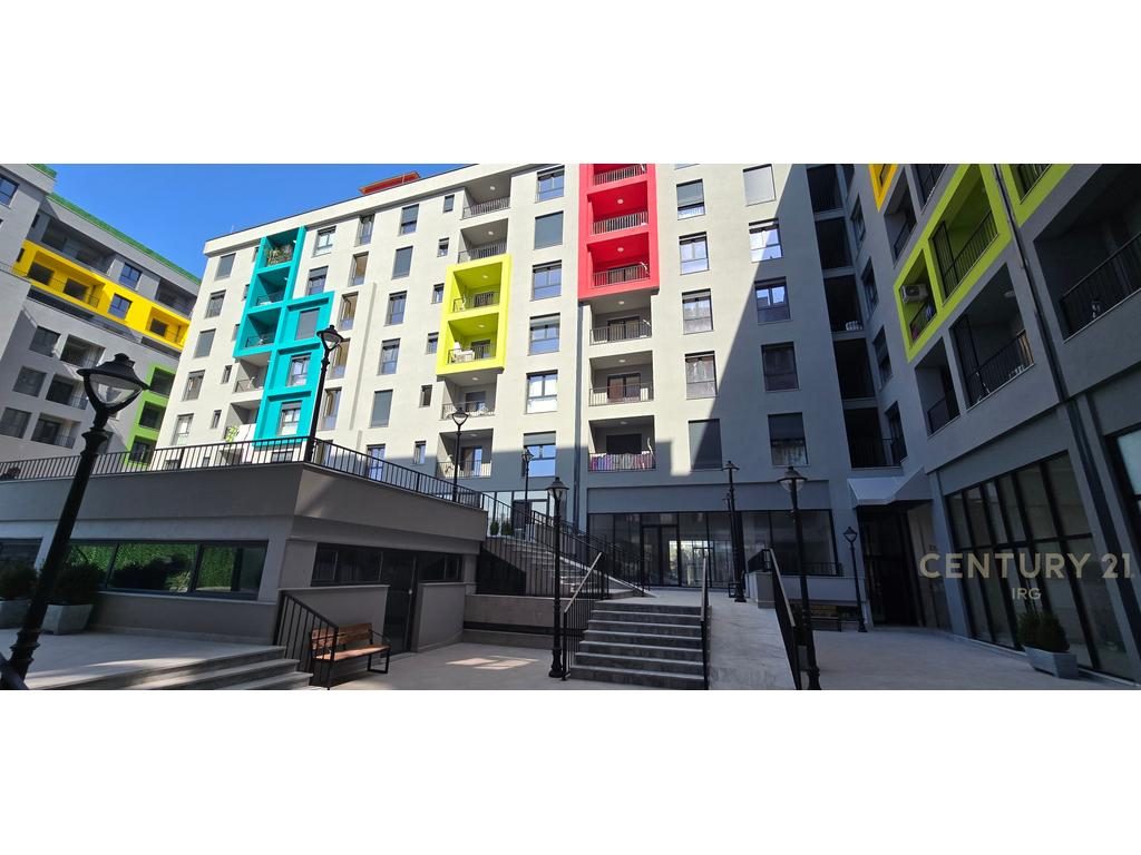 APARTAMENT 1+1 NE UNAZEN E RE PASKUQAN GATI PER BANIM!