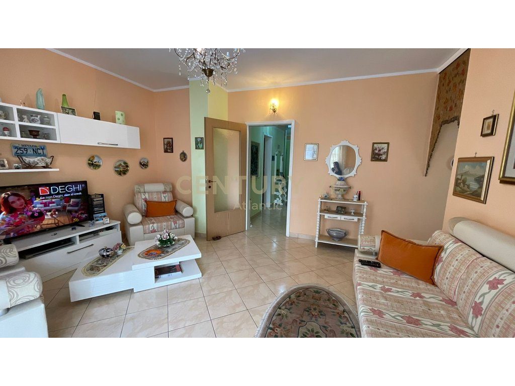 SHITET APARTAMENT 2+1+2T+2B DHE DEPO NE VOLLGA, DURRES!