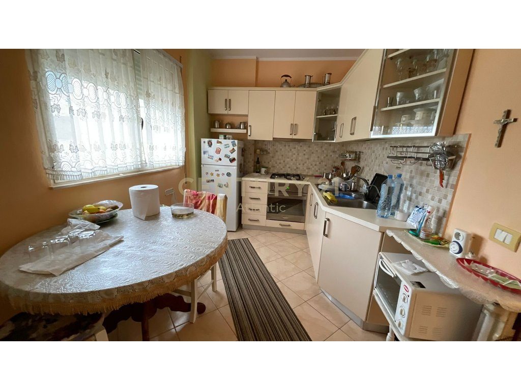 SHITET APARTAMENT 2+1+2T+2B DHE DEPO NE VOLLGA, DURRES!