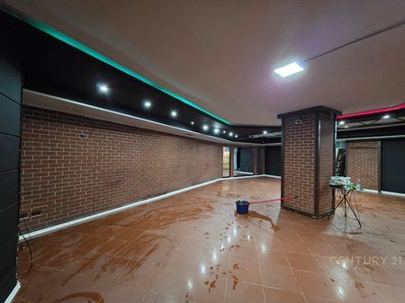 SHESIM DYQAN, KATI 0, PRANË STADIUMIT "AIR ALBANIA" | SIPERFAQE 43 M²