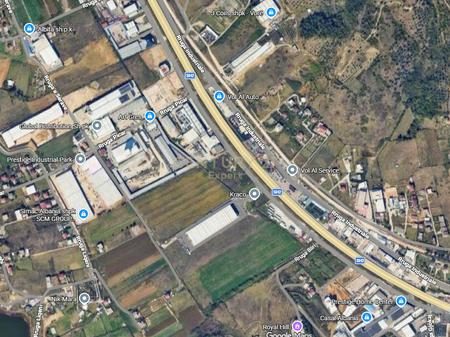 Tokë për Shitje në  Autostradën Tiranë  - Durrës, tek Mbikalimi i Kasharit, Tiranë - 400,000.00€ | 1392 m² - Century 21...