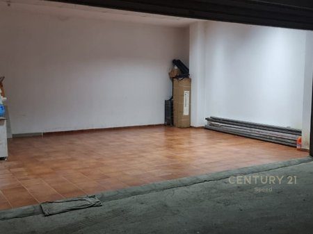 Shesim  post parkimi në Rrugën e Dibrës tek Komleksi Halili!!