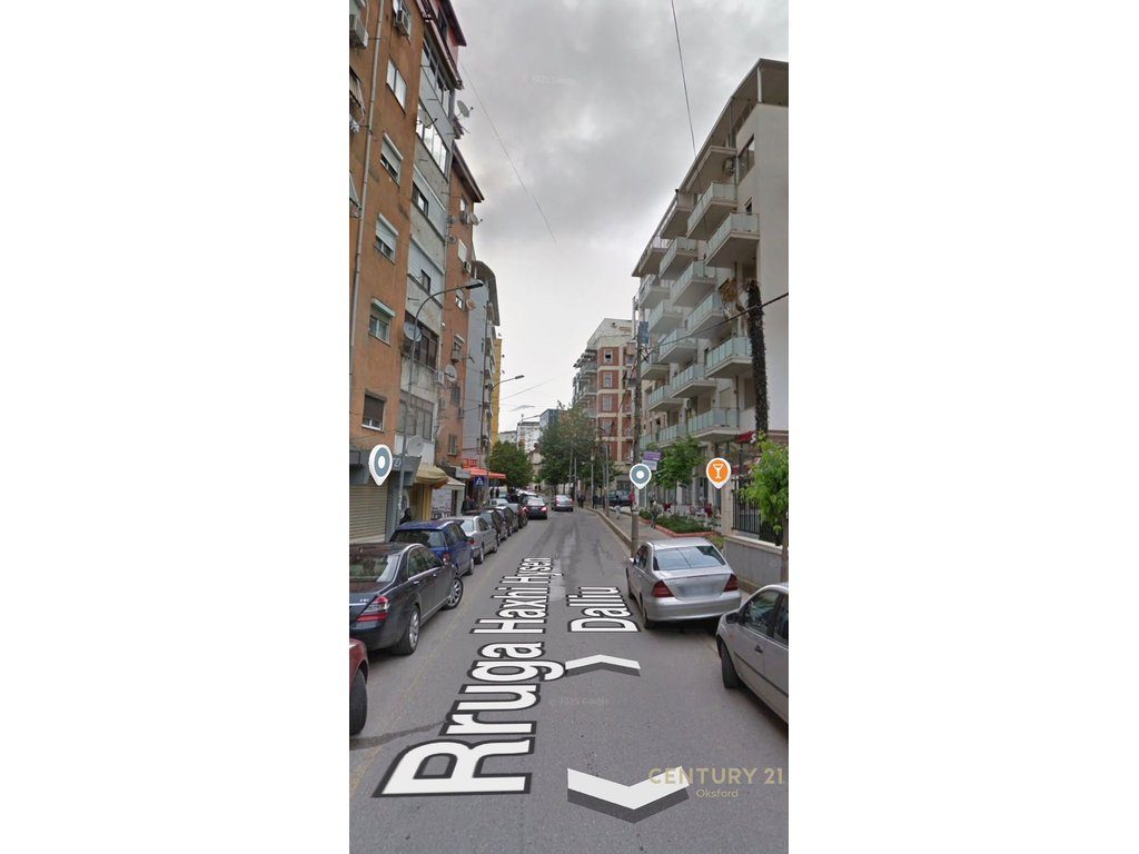 SHESIM DY POSTE PARKIMI ,TEK BRRAKA!