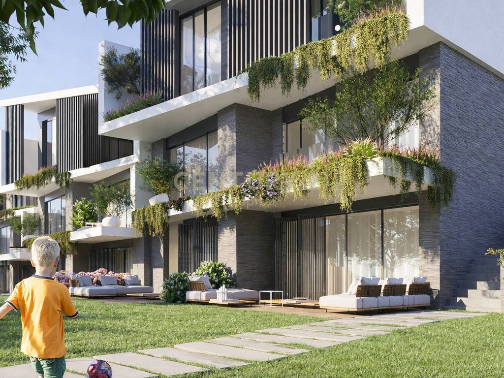 Shitet Vilë Premium në Farkë, Tiranë - Arkitekturë Moderne & Privatësi Absolute