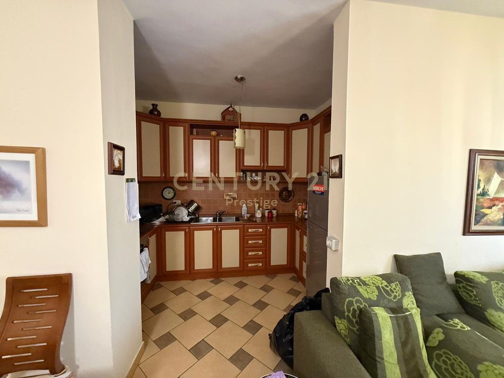 APARTAMENT 2+1+2 NE SHITJE PROKURORIA E PERGJITHSHME, TIRANE!