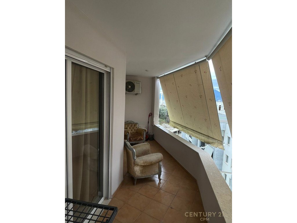 JEPET ME QIRA APARTAMENT 2+1+2 TEK KOPSHTI BOTANIK!