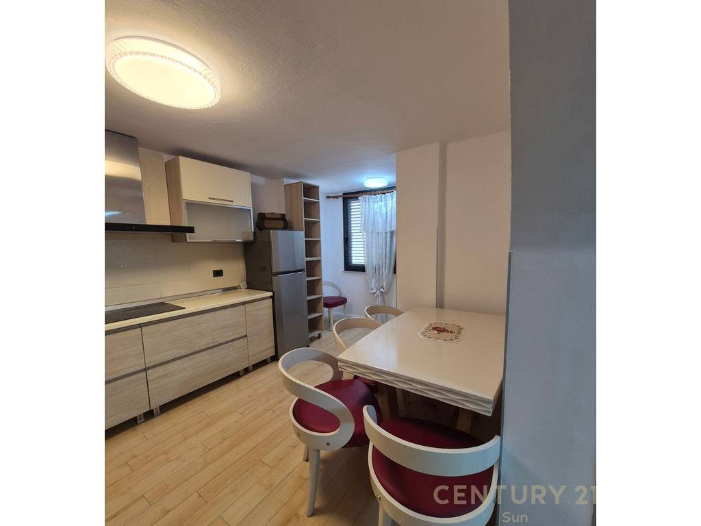 Apartament 2+1+ 8m ballkon për shitje në një nga zonat më të kërkuara të qytetit, pranë Shkollës së Baletit! - Century 2...