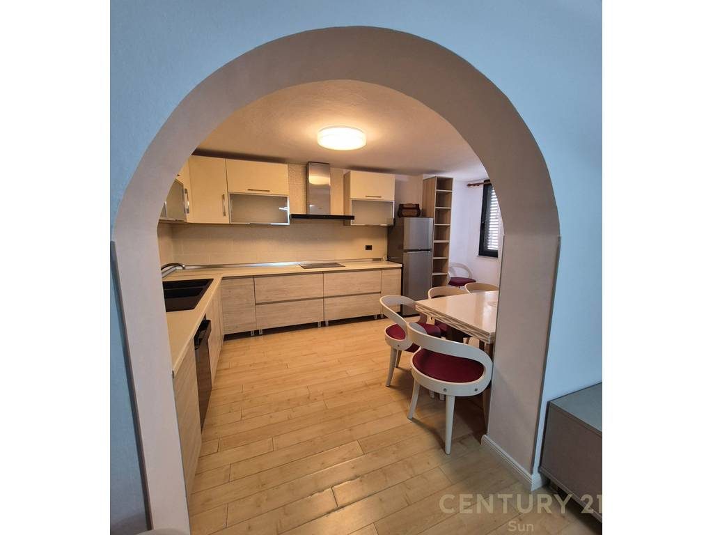 Apartament 2+1+ 8m ballkon për shitje në një nga zonat më të kërkuara të qytetit, pranë Shkollës së Baletit! - Century 2...