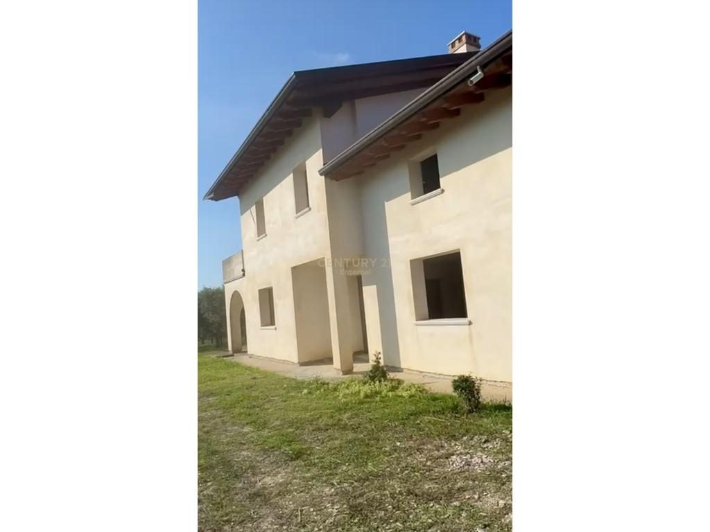 Toke Komerciale Per Shitje e Pershtatshme per Agroturizem !