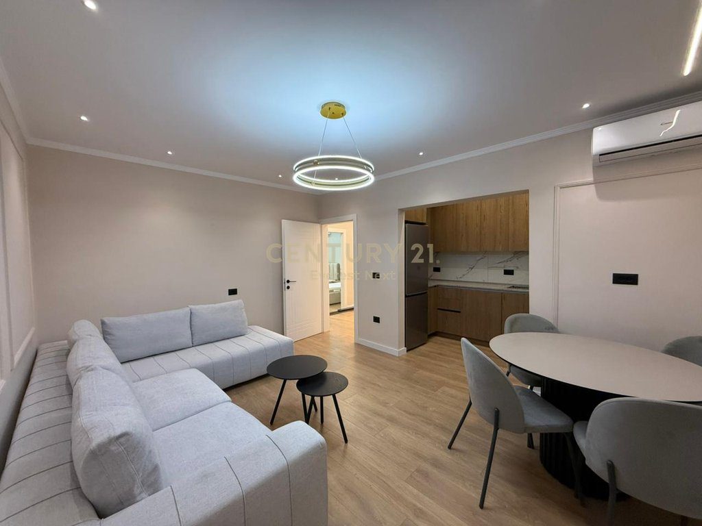 JEPET ME QIRA APARTAMENT 2+1 NE XHAMLLIK !!