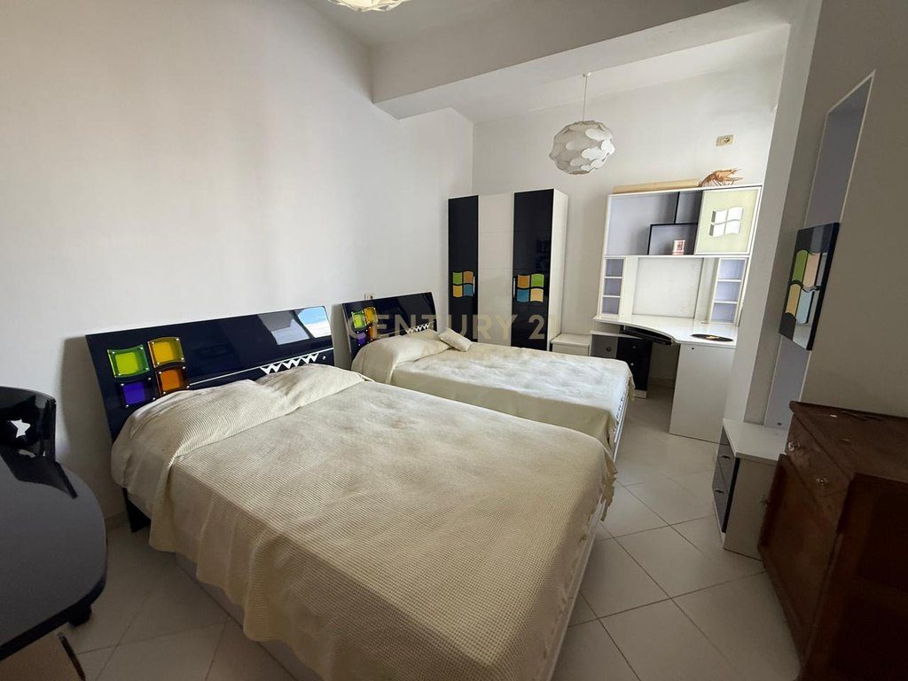 SHESIM APARTAMENT 2+1+2 PRANE GLOBE